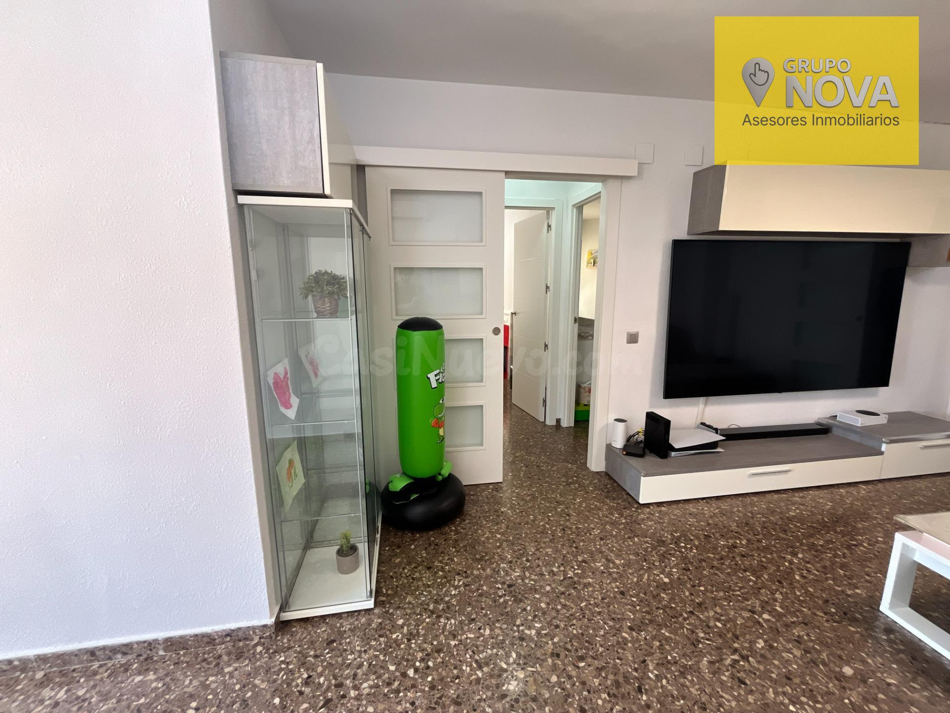 Gran Piso de 112 m2 con Piscina, 3 Hab. y 2 Baños en Excelen - foto 3