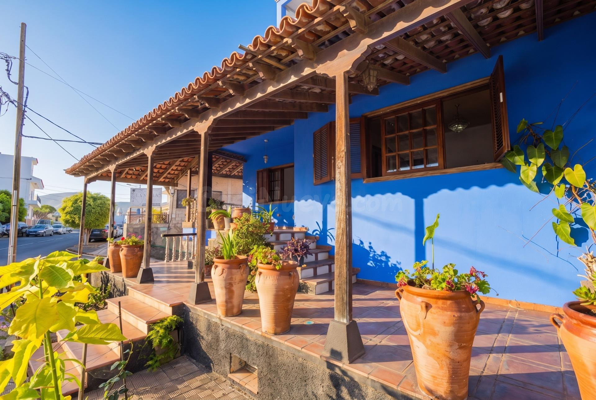 Gran casa con terrazas y enorme potencial en Tegueste