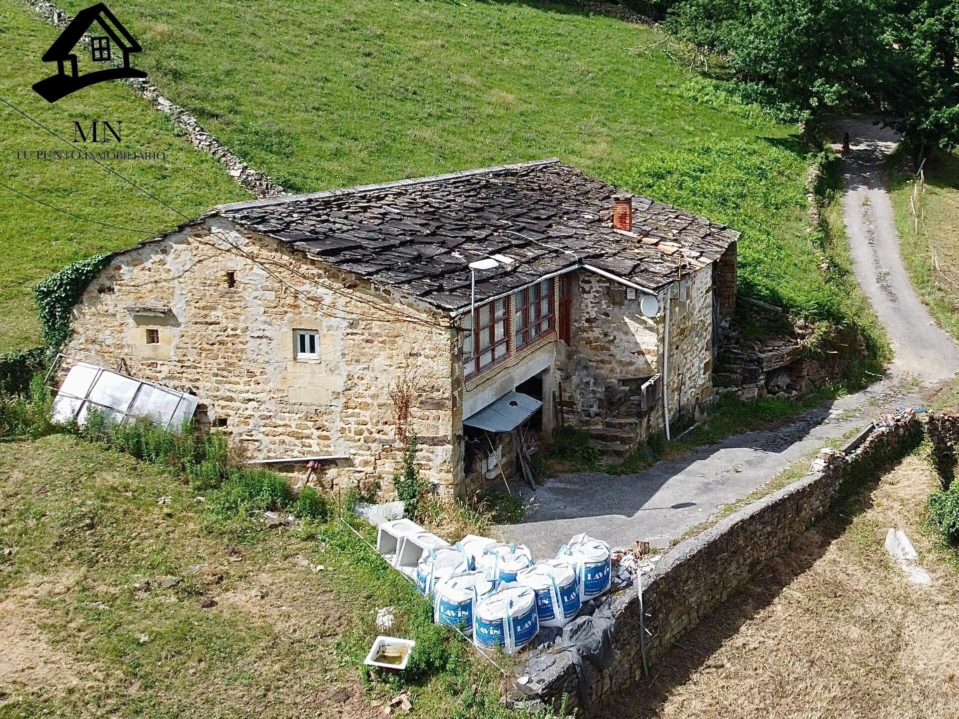 Espectacular finca pasiega en San Pedro del Romeral: 2 Cabañ - foto 3