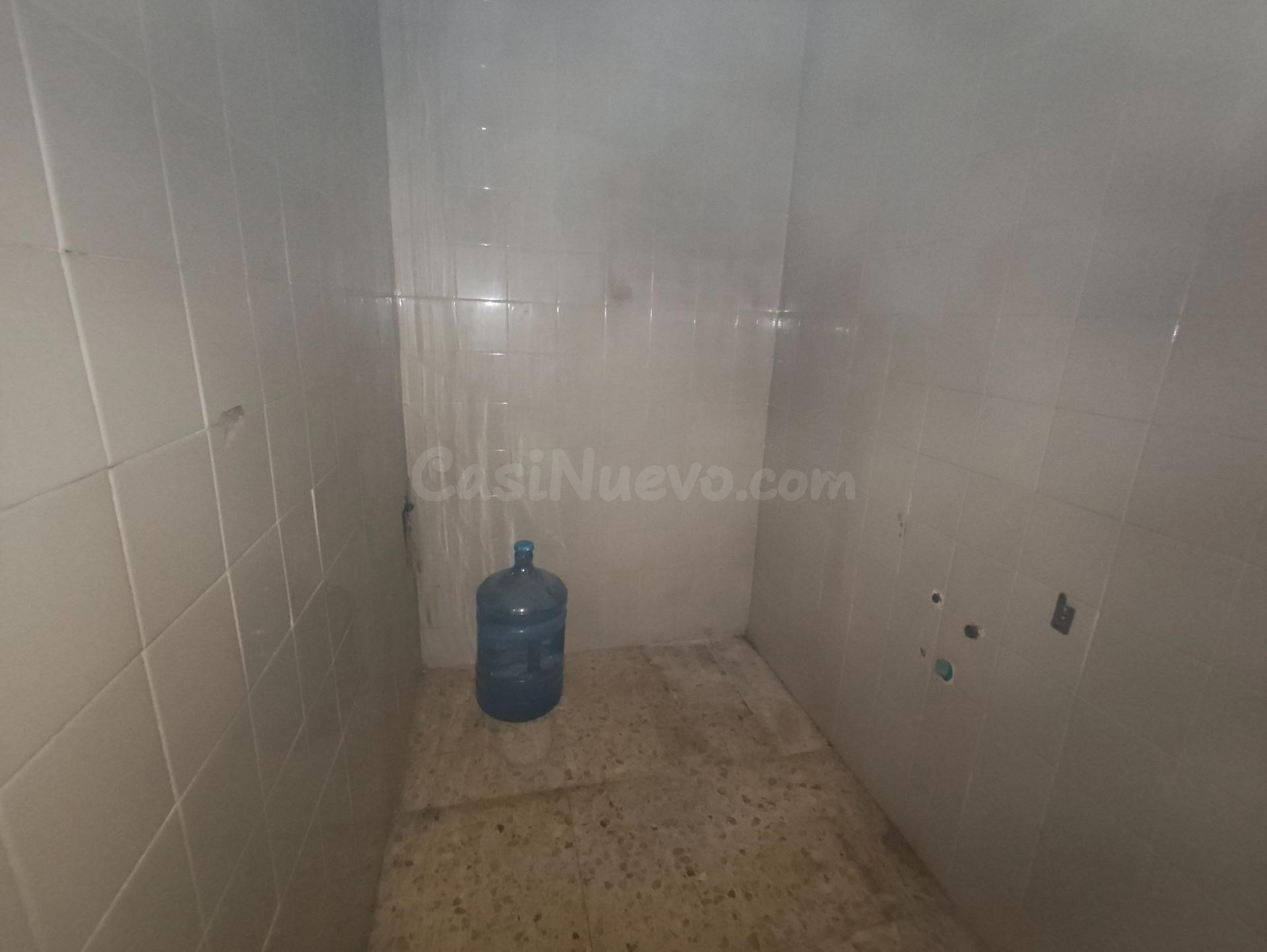 Ático dúplex de 154 m2 para reformar en el centro de Capella - foto 4