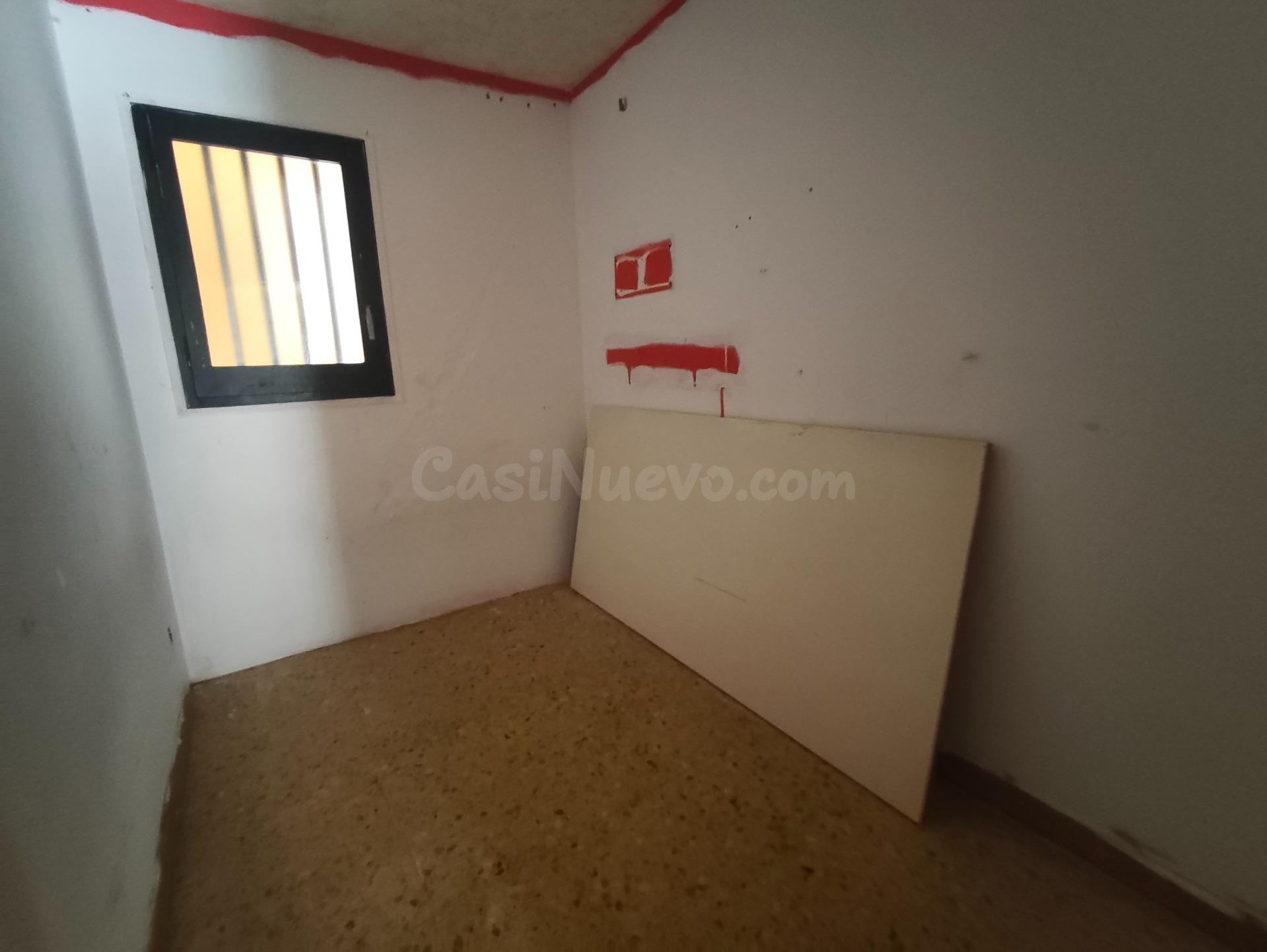 Ático dúplex de 154 m2 para reformar en el centro de Capella - foto 5