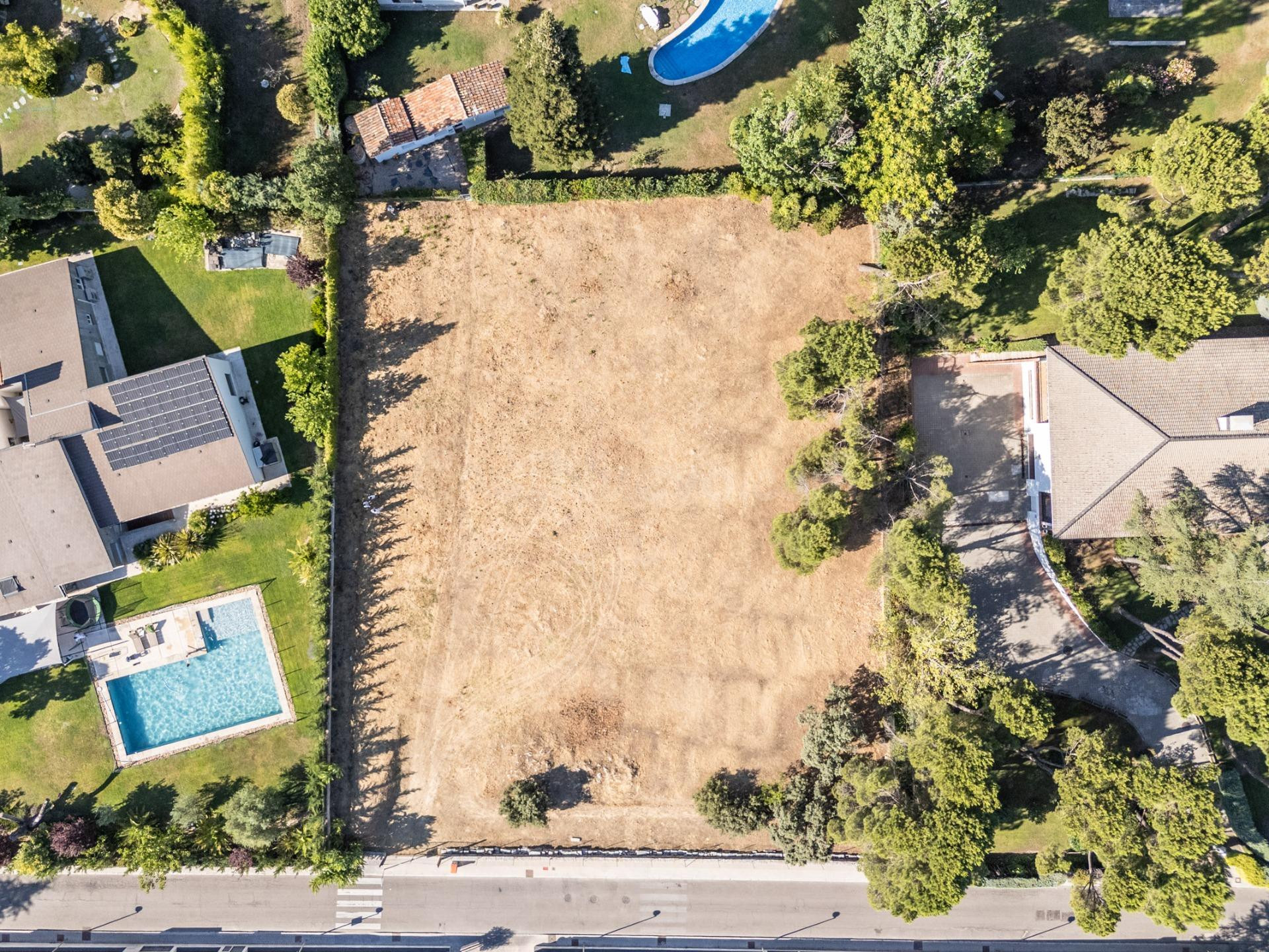 ^^EXCLUSIVA PARCELA URBANA DE 3.100 M2 EN LA FLORIDA – UNO D - foto 4