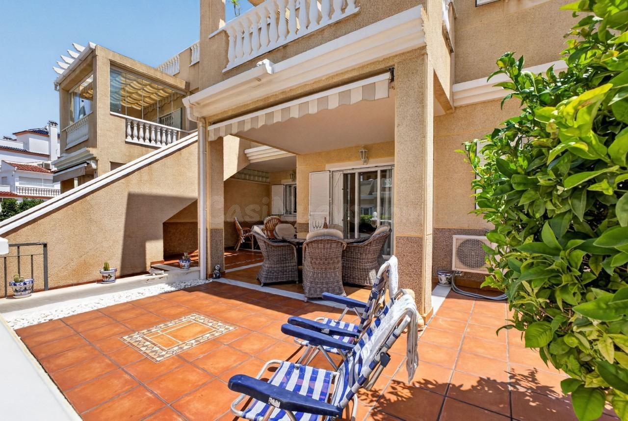 Exclusivo Apartamento con Gran Jardín Privado y Piscina Reso - foto 4