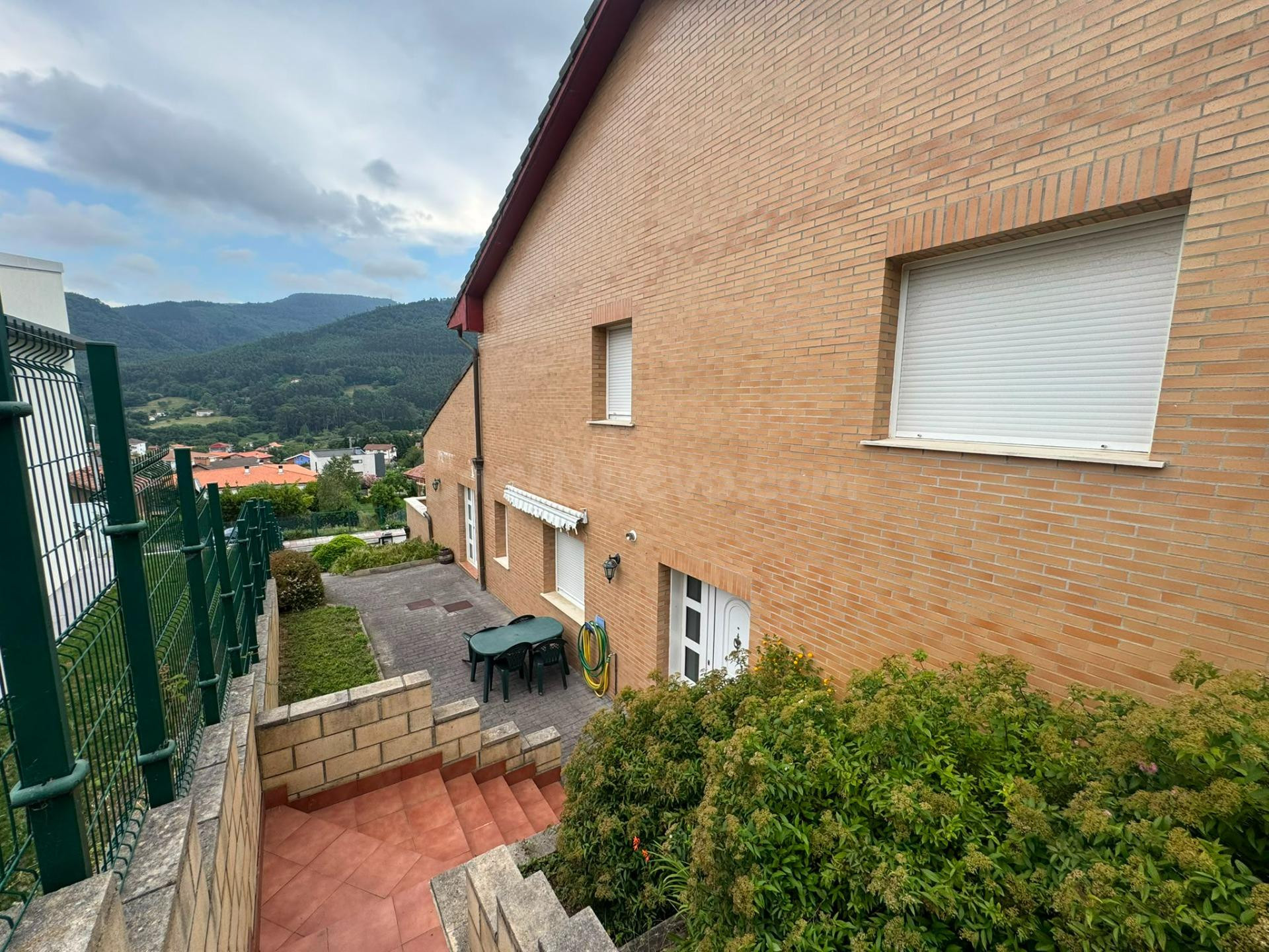 CASA O CHALET INDEPENDIENTE EN VENTA EN LAURETA - foto 4