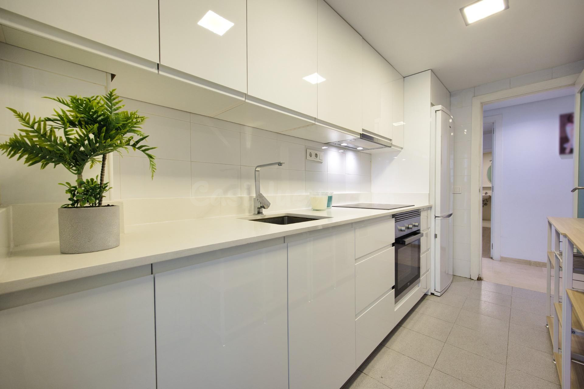 ✨ AMPLIA VIVIENDA EN PLENO CENTRO CON PATIO PRIVADO | ¡LISTA - foto 5