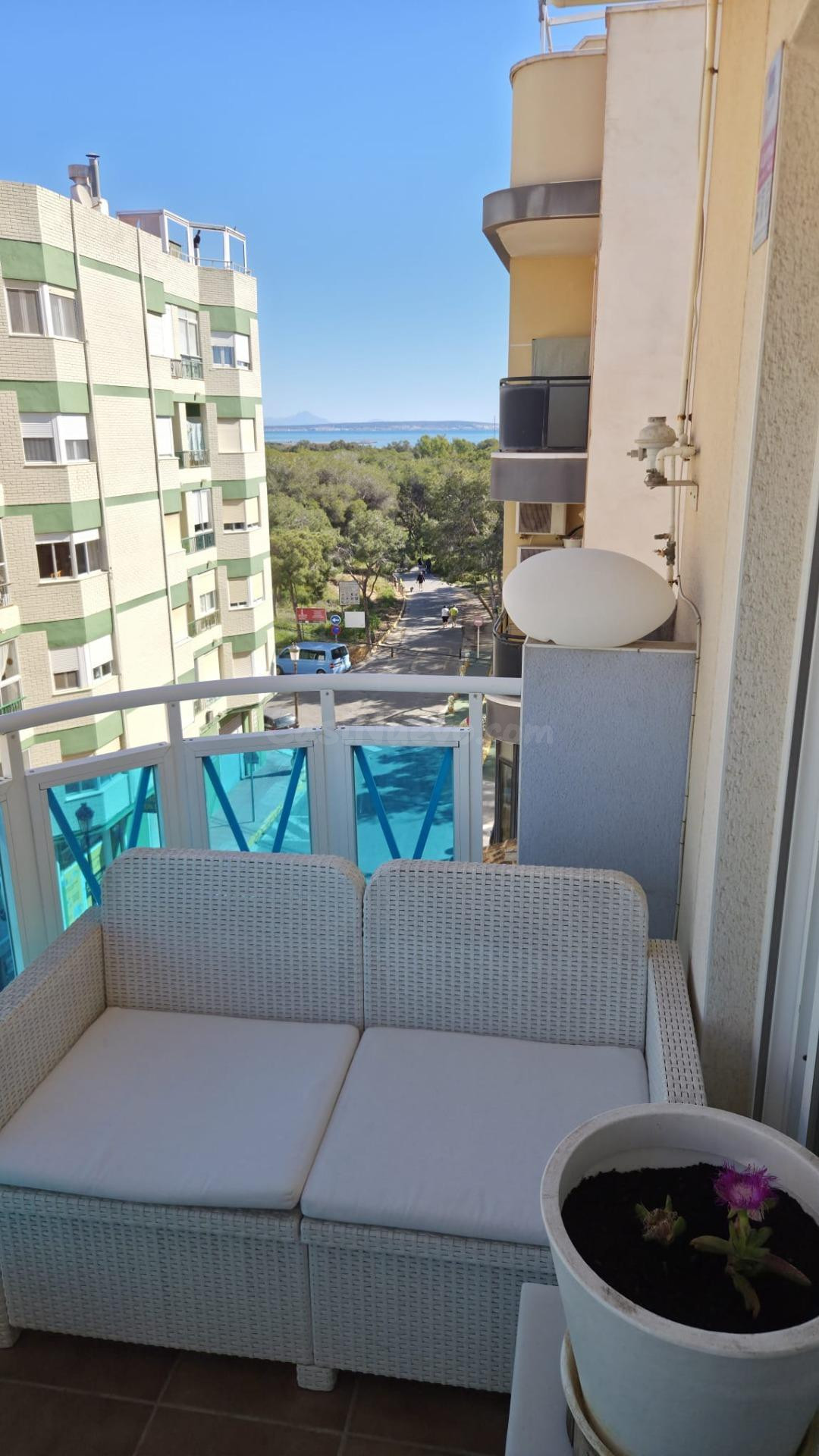 Exclusivo atico duplex con 4 dormitorios y vistas laterales  - foto 4