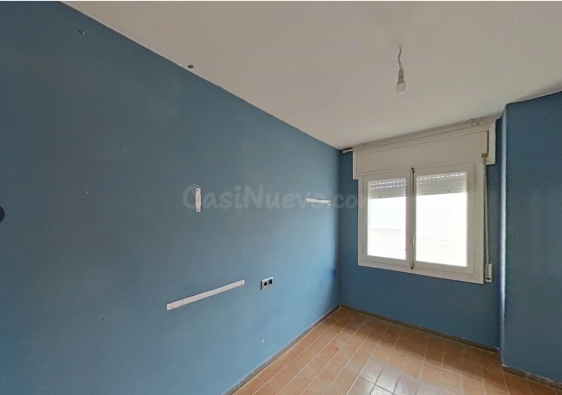 Piso en venta en plaza Narcis Monturiol - foto 3