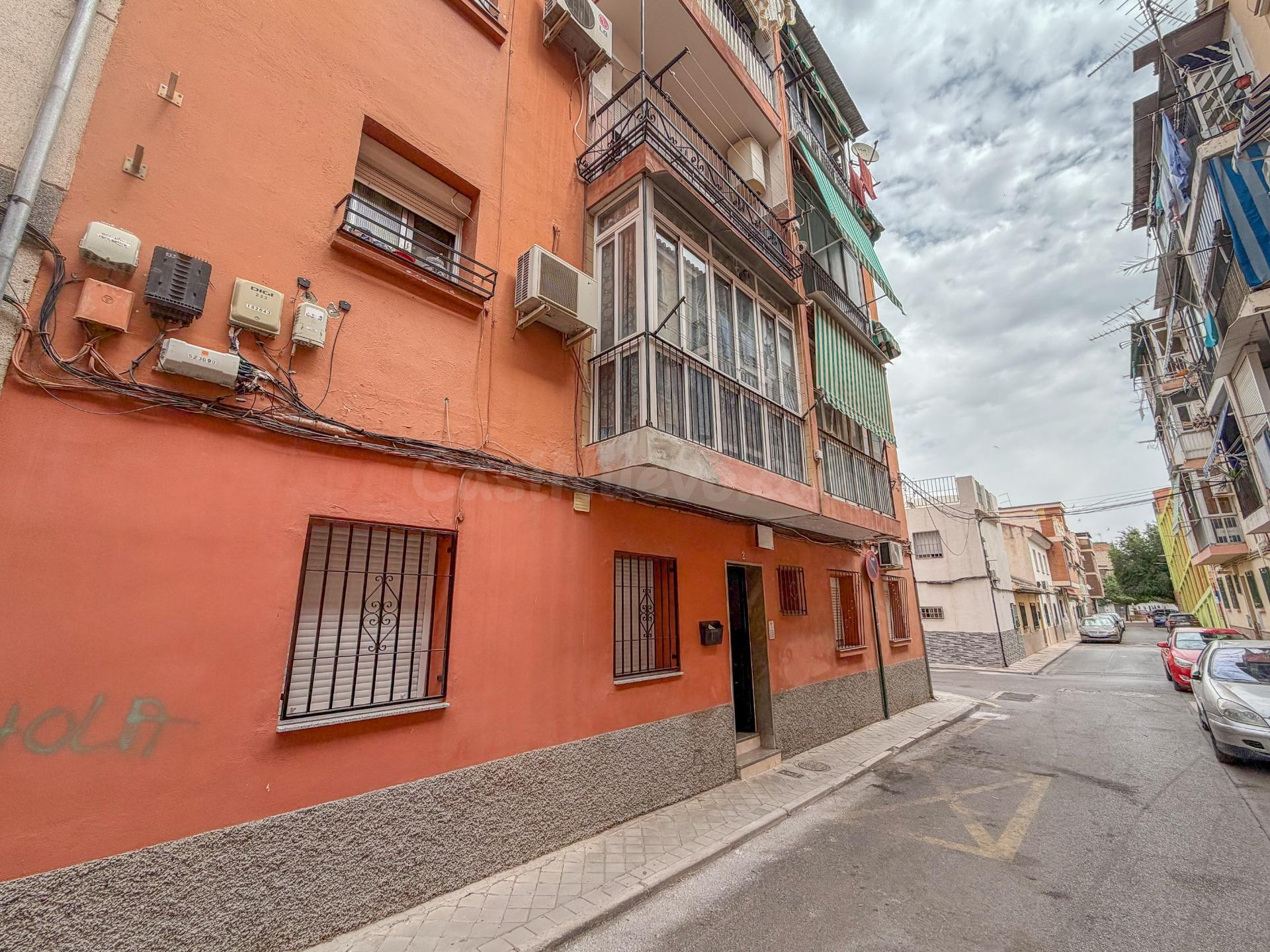 Piso de 2 dormitorios para entrar a vivir. - foto 4