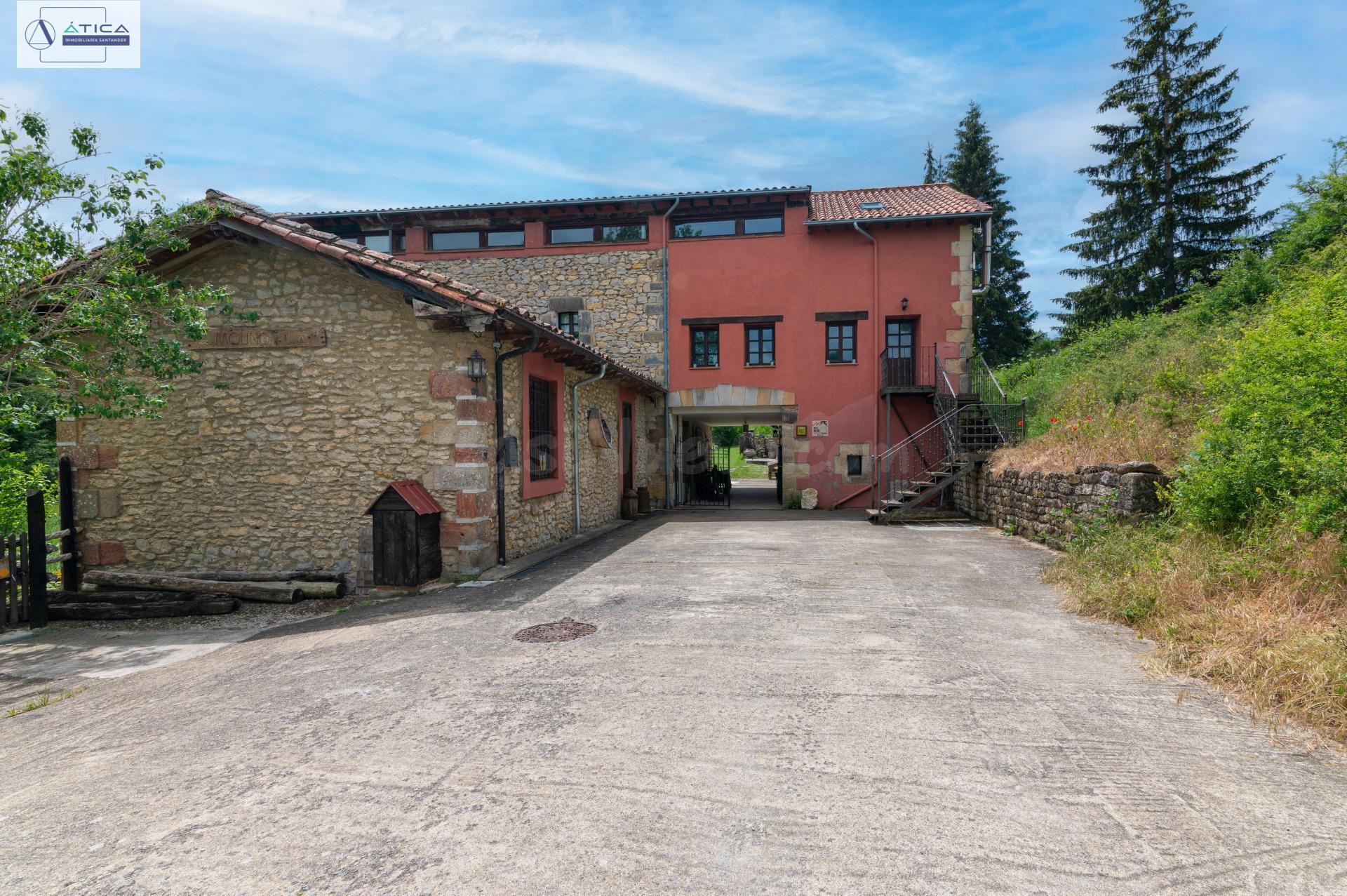 Hotel rural con historia, encanto y un negocio listo para co - foto 4