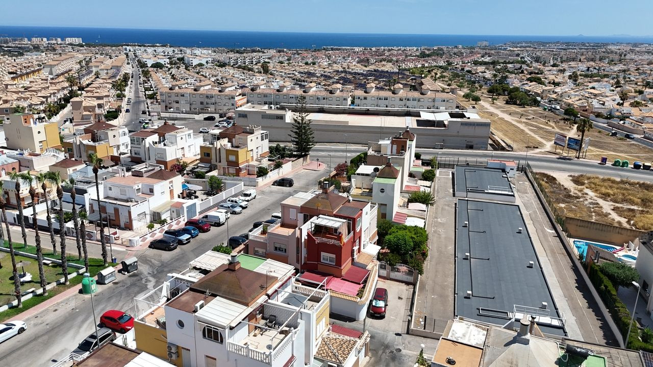 Casa Quad de 2 Dormitorios en Venta en Los Altos | Solárium, - foto 2