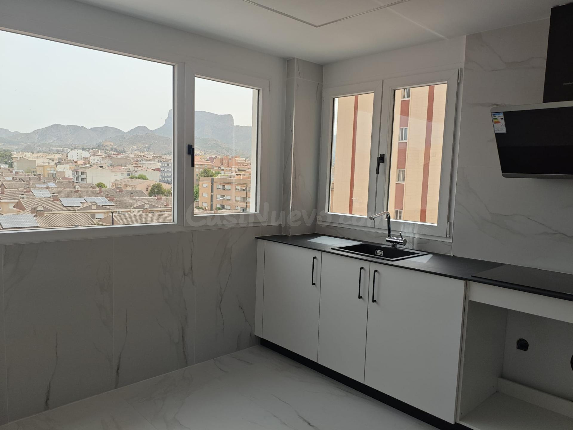 PISO EN PETRER COMPLETAMENTE REFORMADO CON GARAJE Y BALCÓN A - foto 5