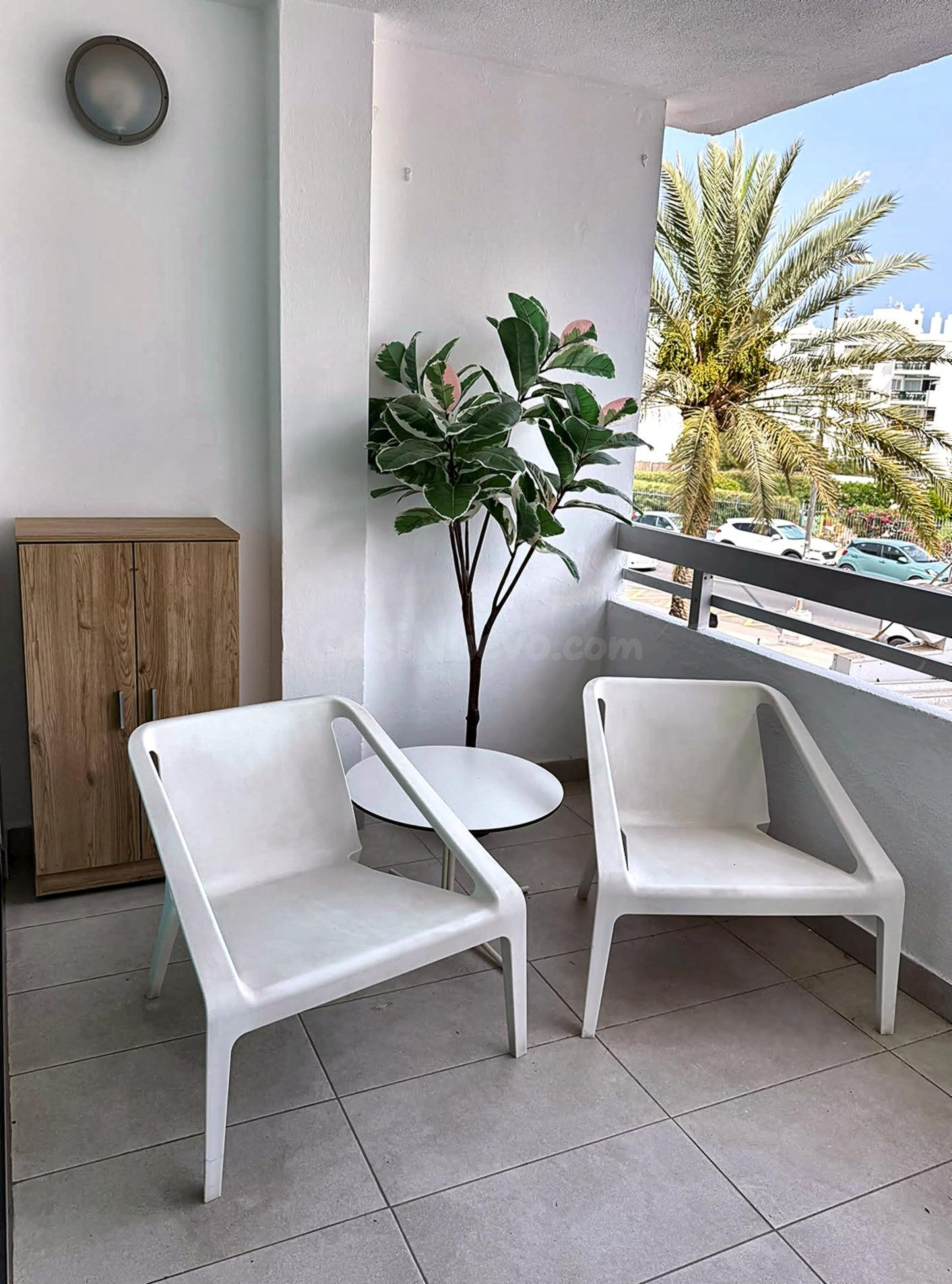 Apartamento totalmente reformado y a estrenar a 200 metros d - foto 3