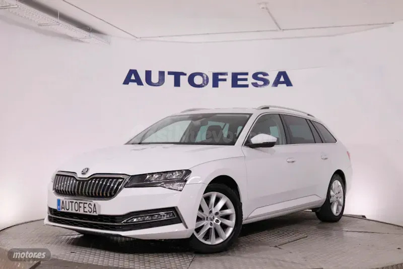 Skoda Superb Híbrido Enchufe Alpedrete - Excelente Estado