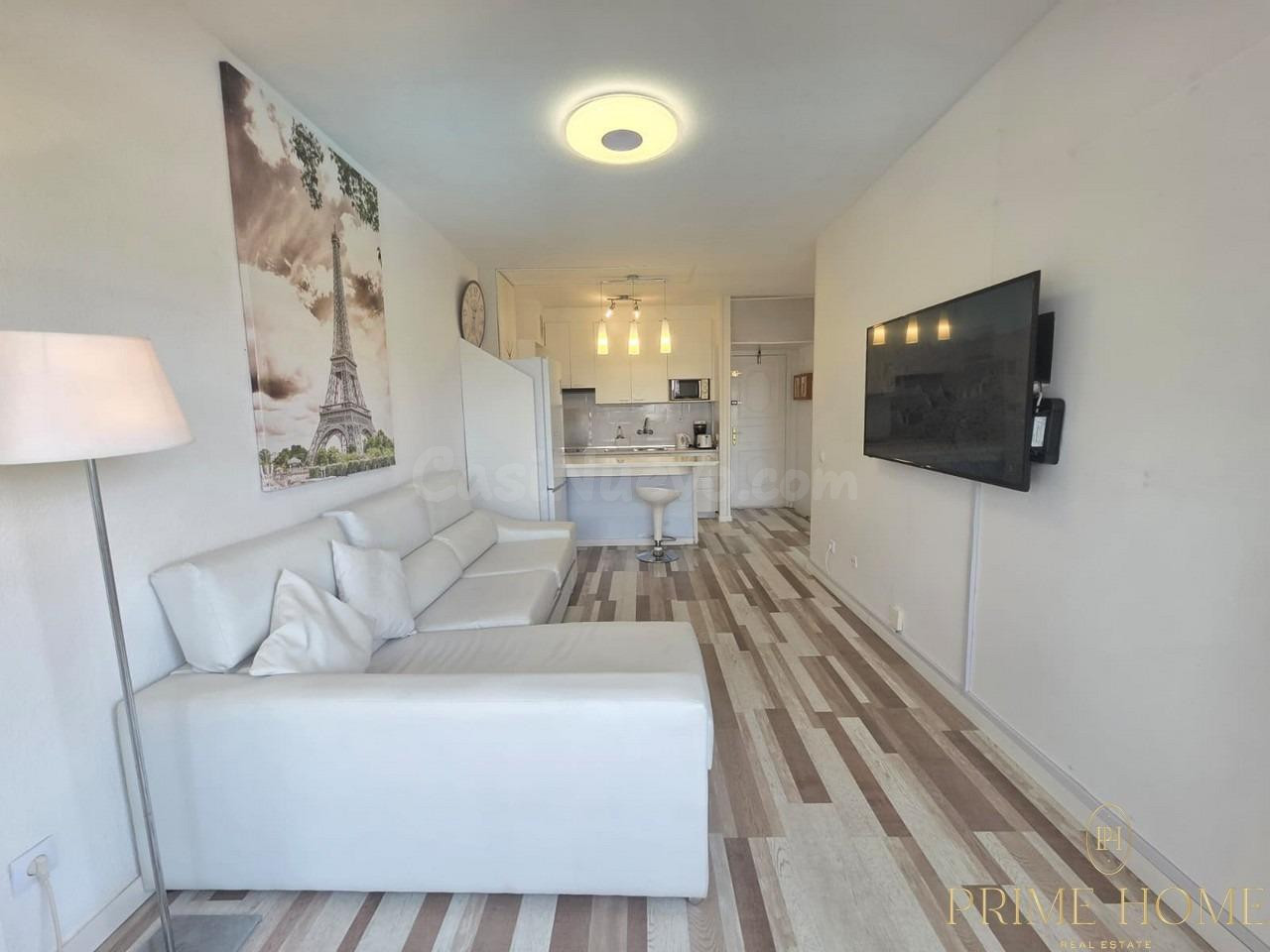 Apartamento en San Bartolomé de Tirajana (Playa del Inglés) - foto 4