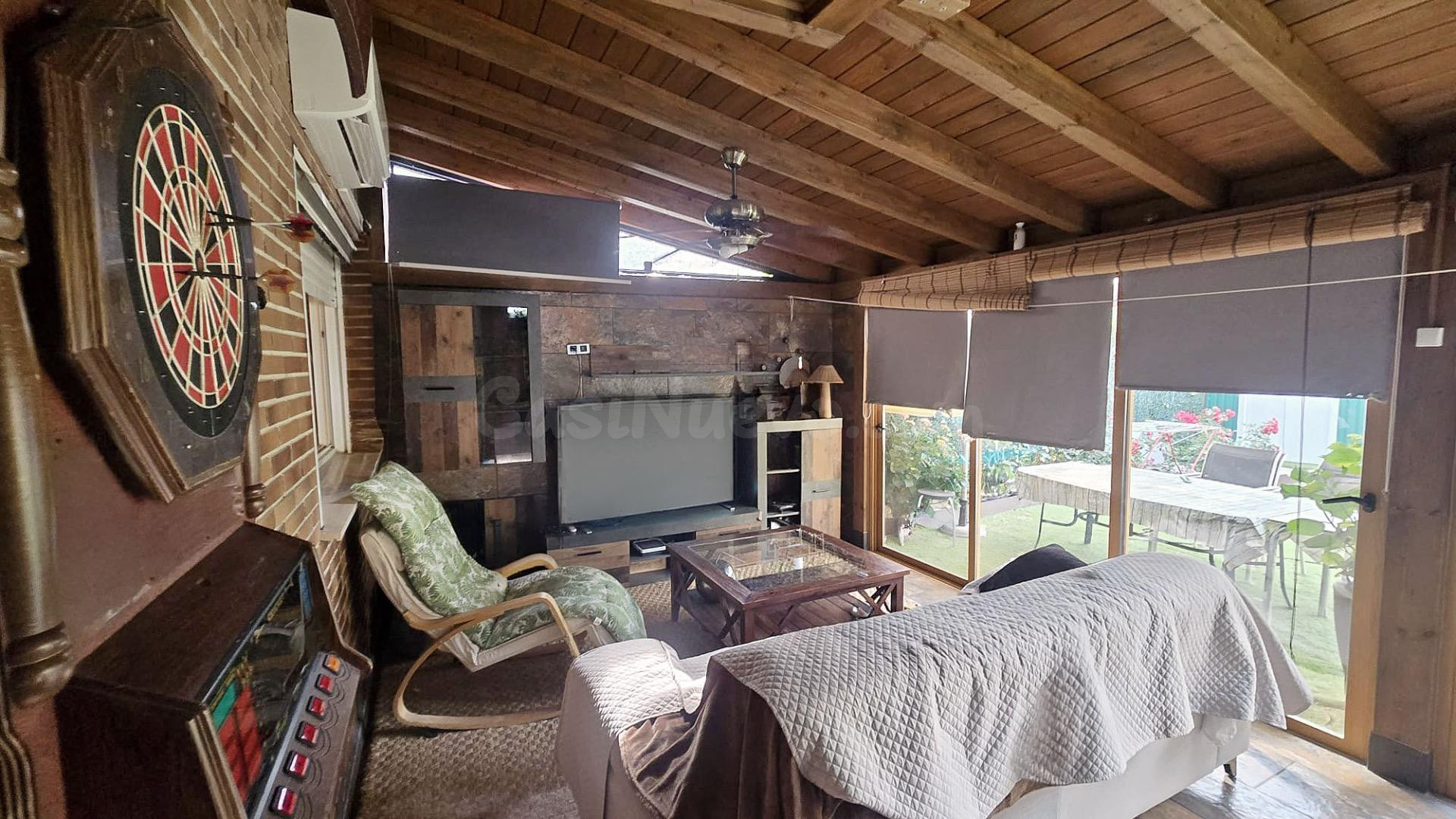 ¡EN VENTA CON ALTA RENTABILIDAD! CHALET ADOSADO EN VILLANUEV - foto 2