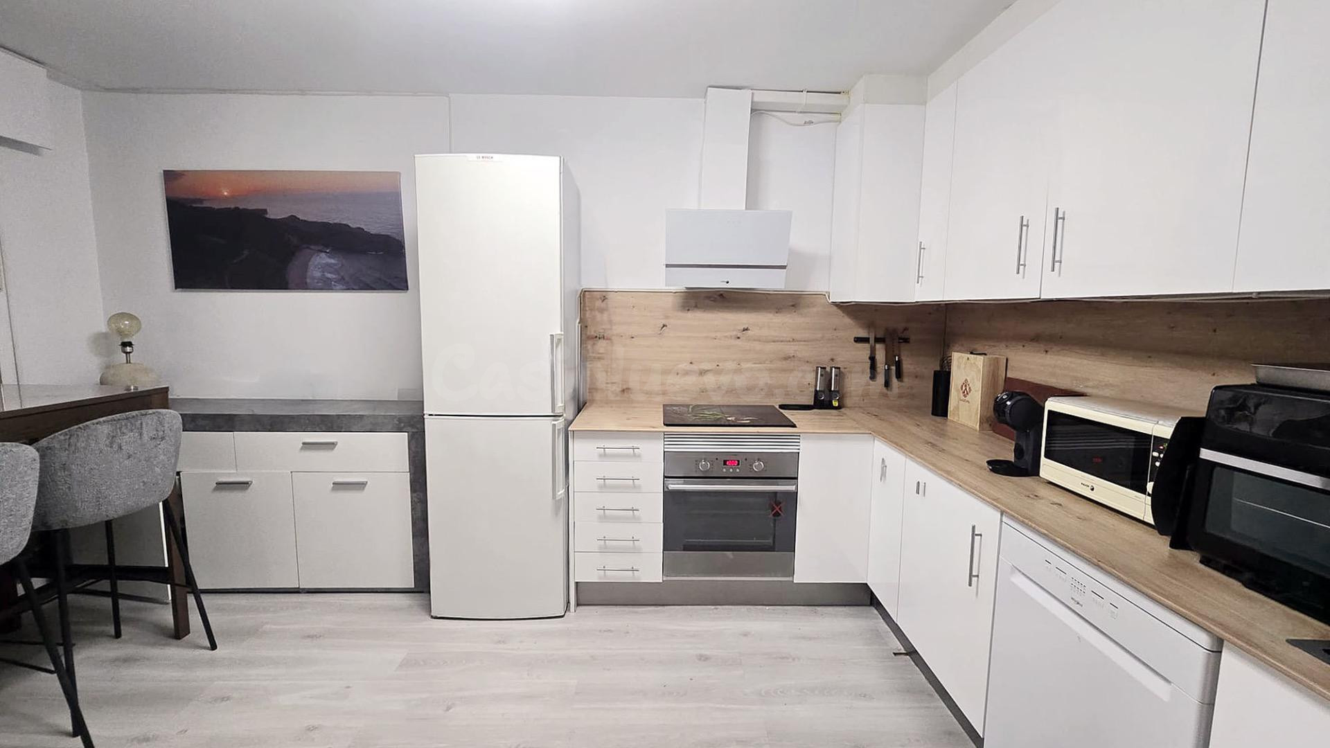 ¡EN VENTA CON ALTA RENTABILIDAD! CHALET ADOSADO EN VILLANUEV - foto 3