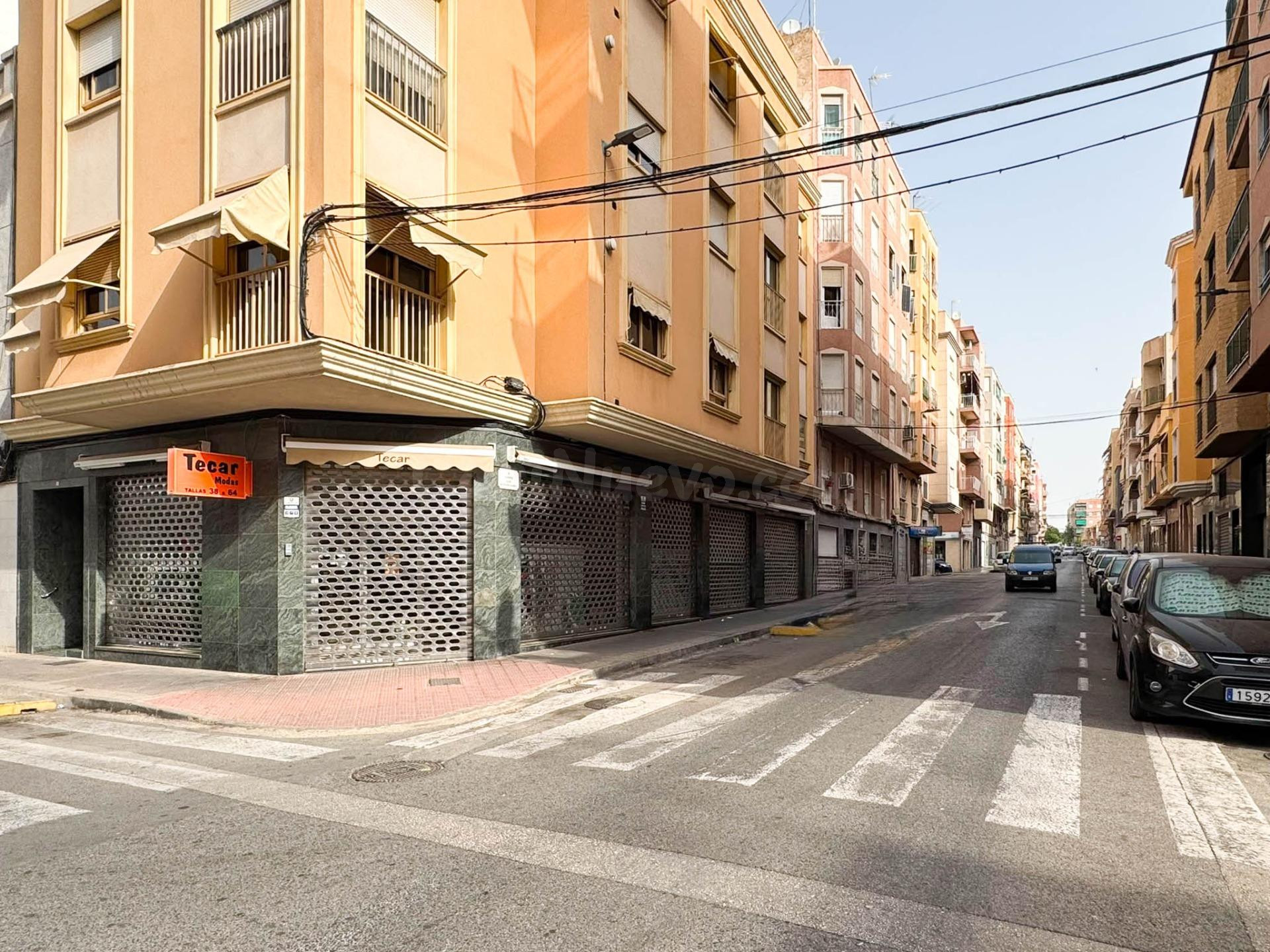 MAGNÍFICO PISO LLENO DE LUZ EN ELCHE JUNTO AL CENTRO: 2 DOM. - foto 2
