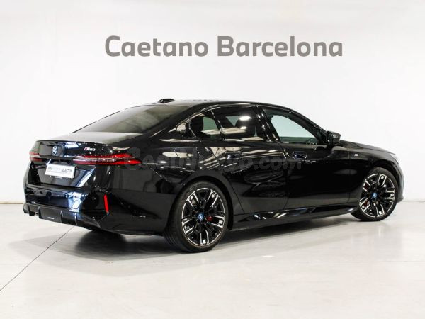 BMW i5 - foto 4