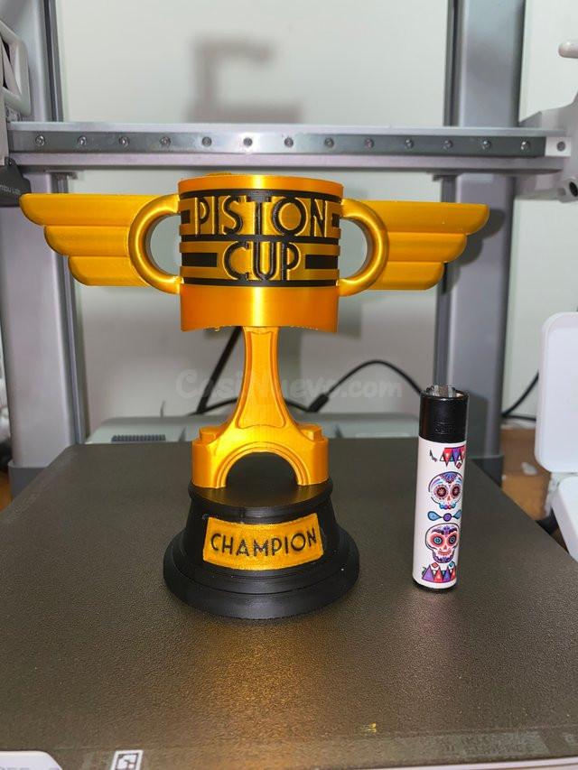 Trofeo Oficial Piston Ire - Réplica Cars Madrid