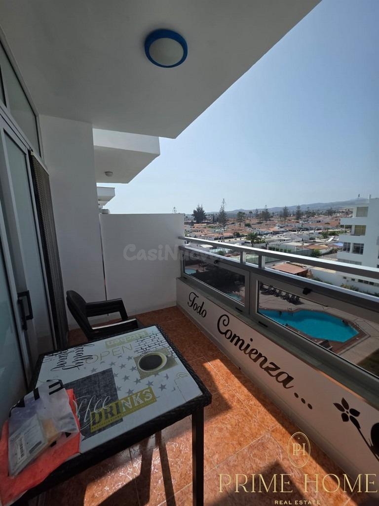 Apartamento en San Bartolomé de Tirajana (Playa del inglés) - foto 2