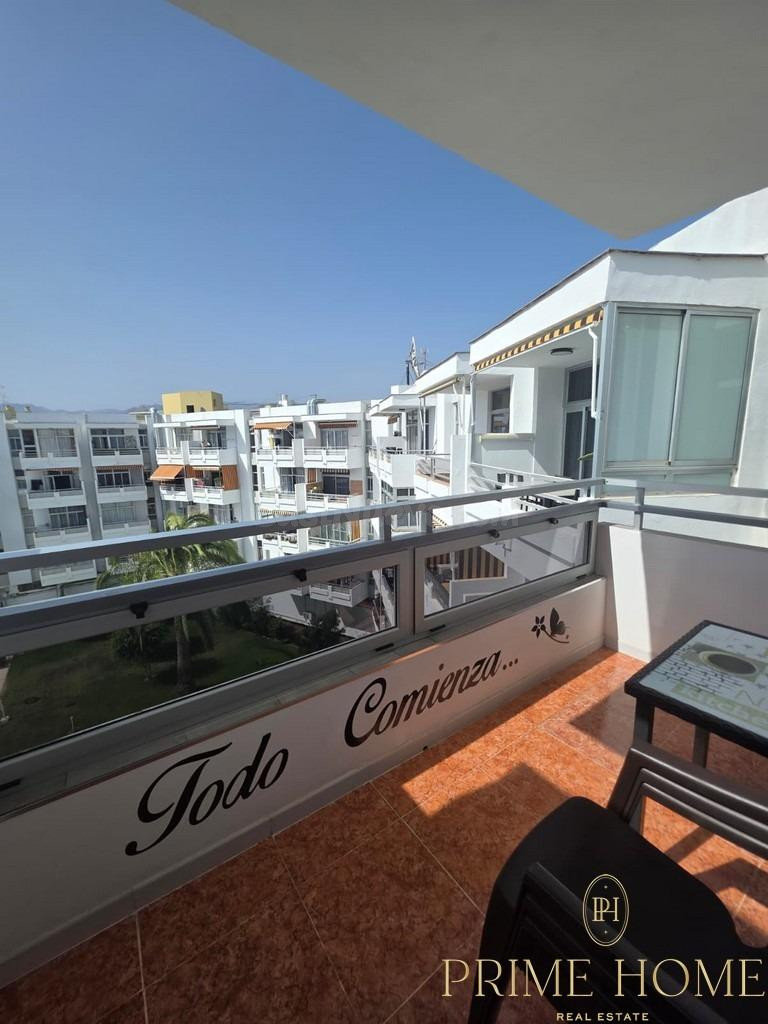 Apartamento en San Bartolomé de Tirajana (Playa del inglés) - foto 3