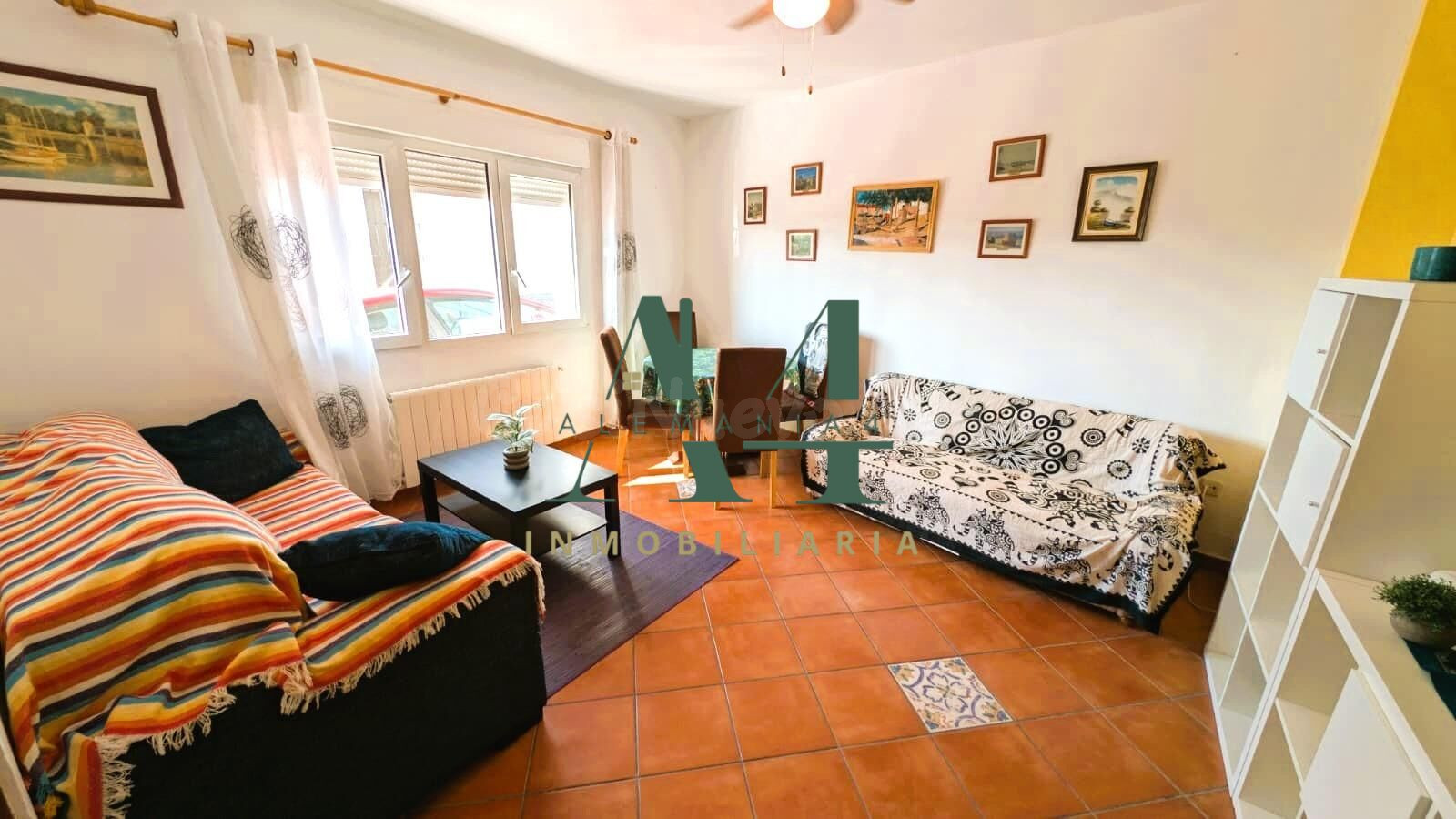 Acogedora Casa Reformada en Salvatierra de Santiago por solo - foto 3