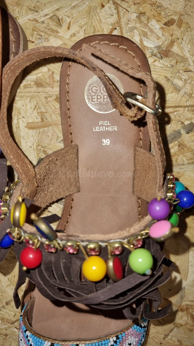Sandalias mujer estilo boho con detalles originales en Gijón - foto 3