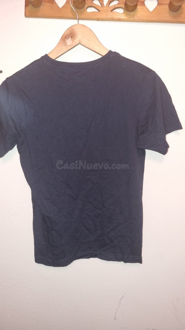 Camiseta urbana con diseño musical Gijón - foto 3
