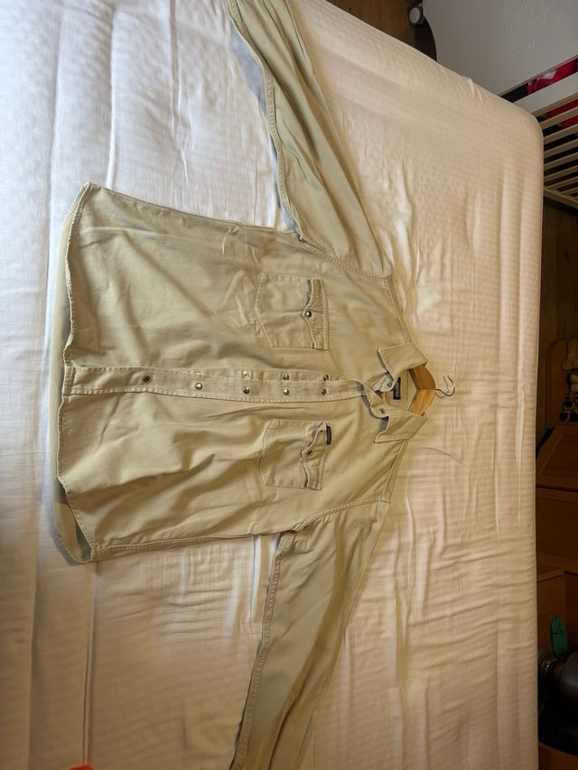 Camisa elegante beige manga larga Gijón - foto 4