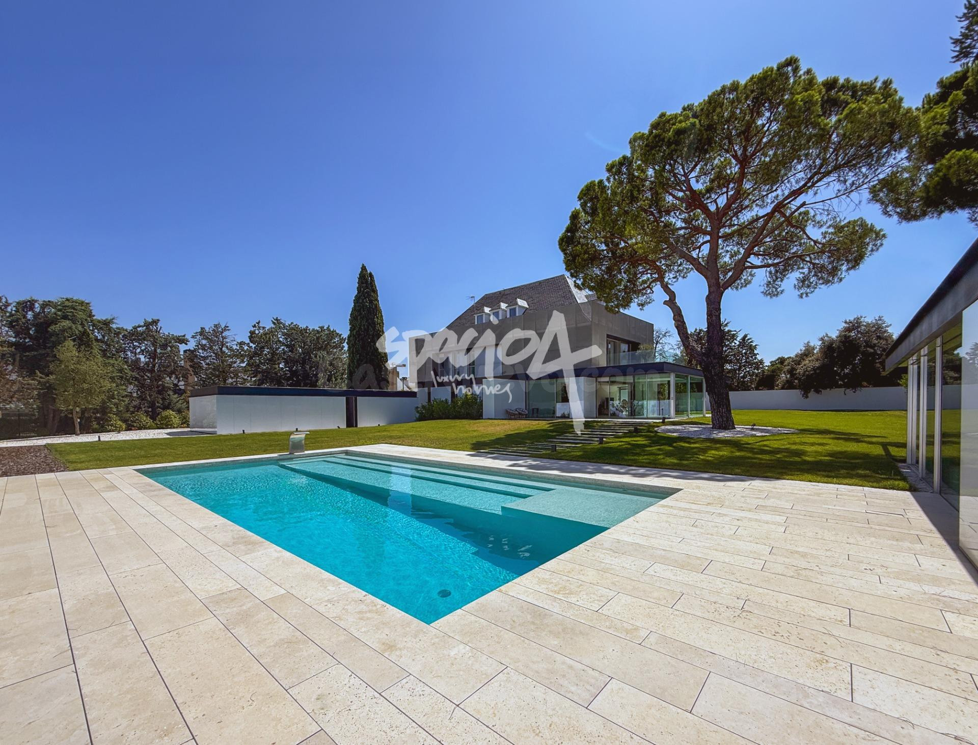 Chalet de lujo en venta en La Finca, Pozuelo de Alarcón - foto 3