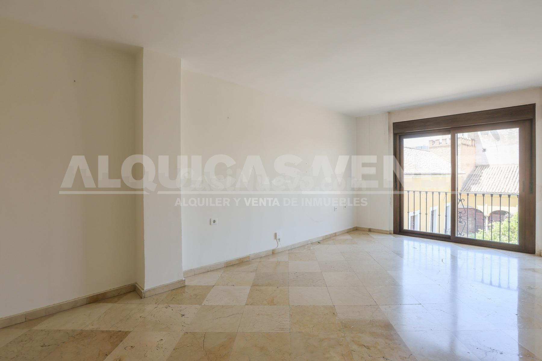 Casco Historico de Sevilla. Excelente vivienda con calidades de lujo. Garaje y Trastero - foto 4