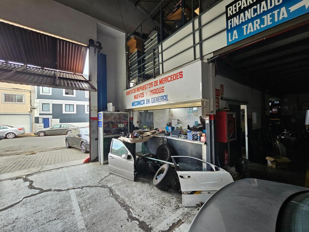 Nave industrial de 475 m2 en una excelente ubicación – Calle - foto 3