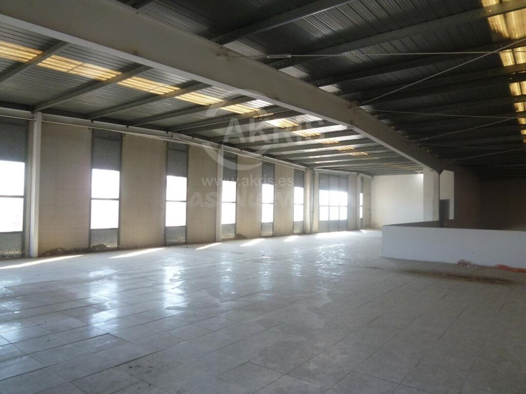 Nave Industrial en Madrid - foto 3