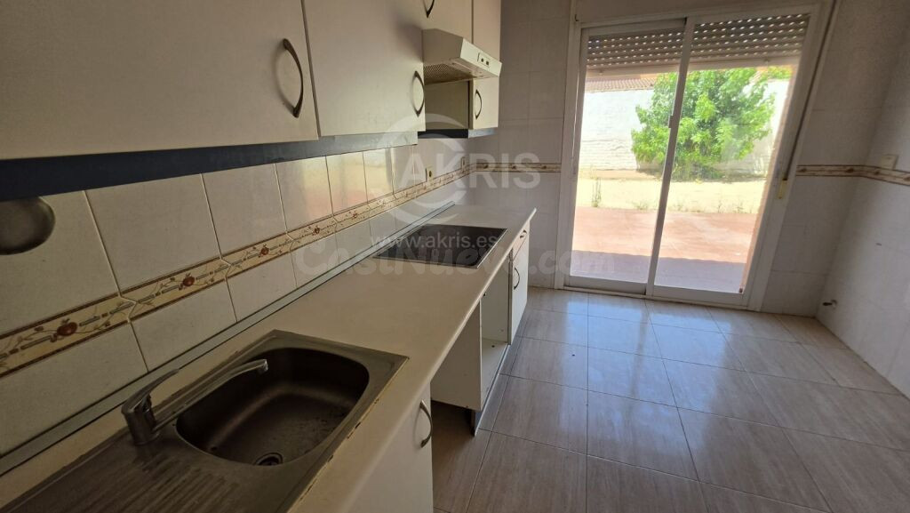 Chalet Pareado en Chozas De Canales - foto 4
