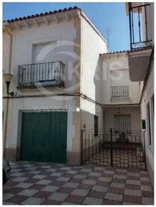 Chalet Independiente en La Villa de Don Fadrique - foto 2