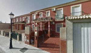 Chalet Independiente en Pilas - foto 2