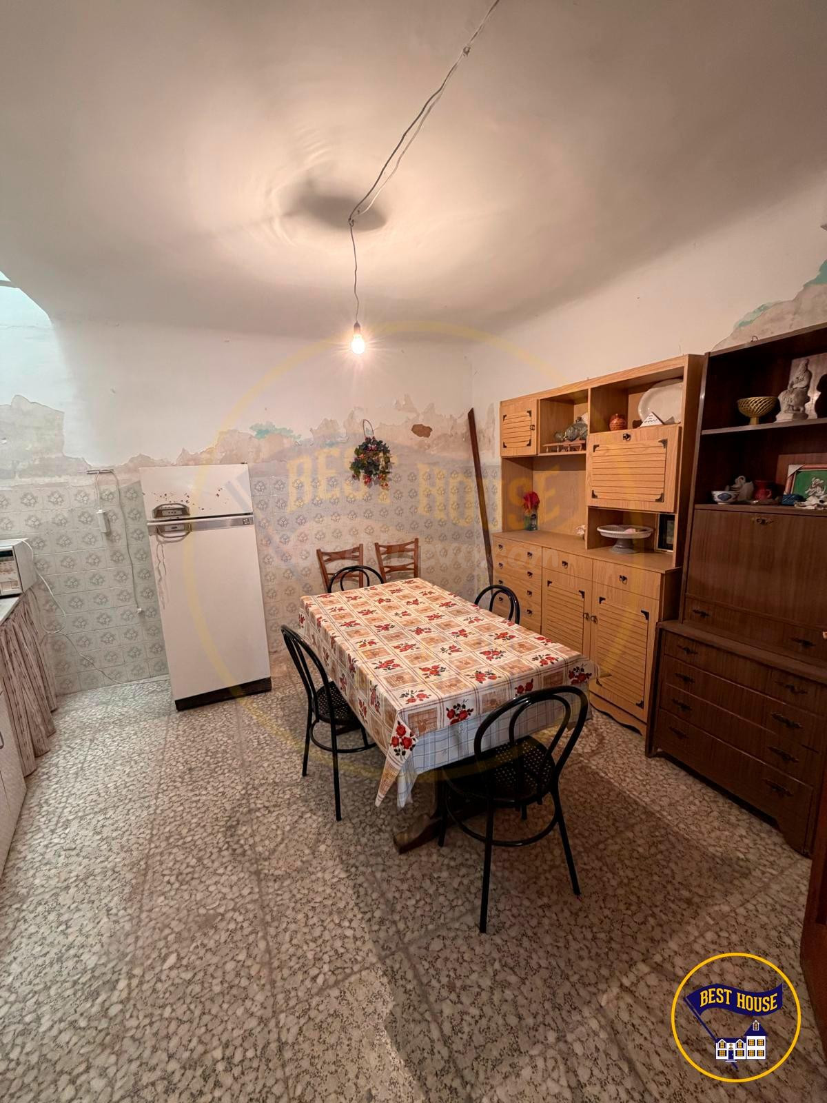CASA 3 PLANTAS EN VENTA EN MIRA - foto 4