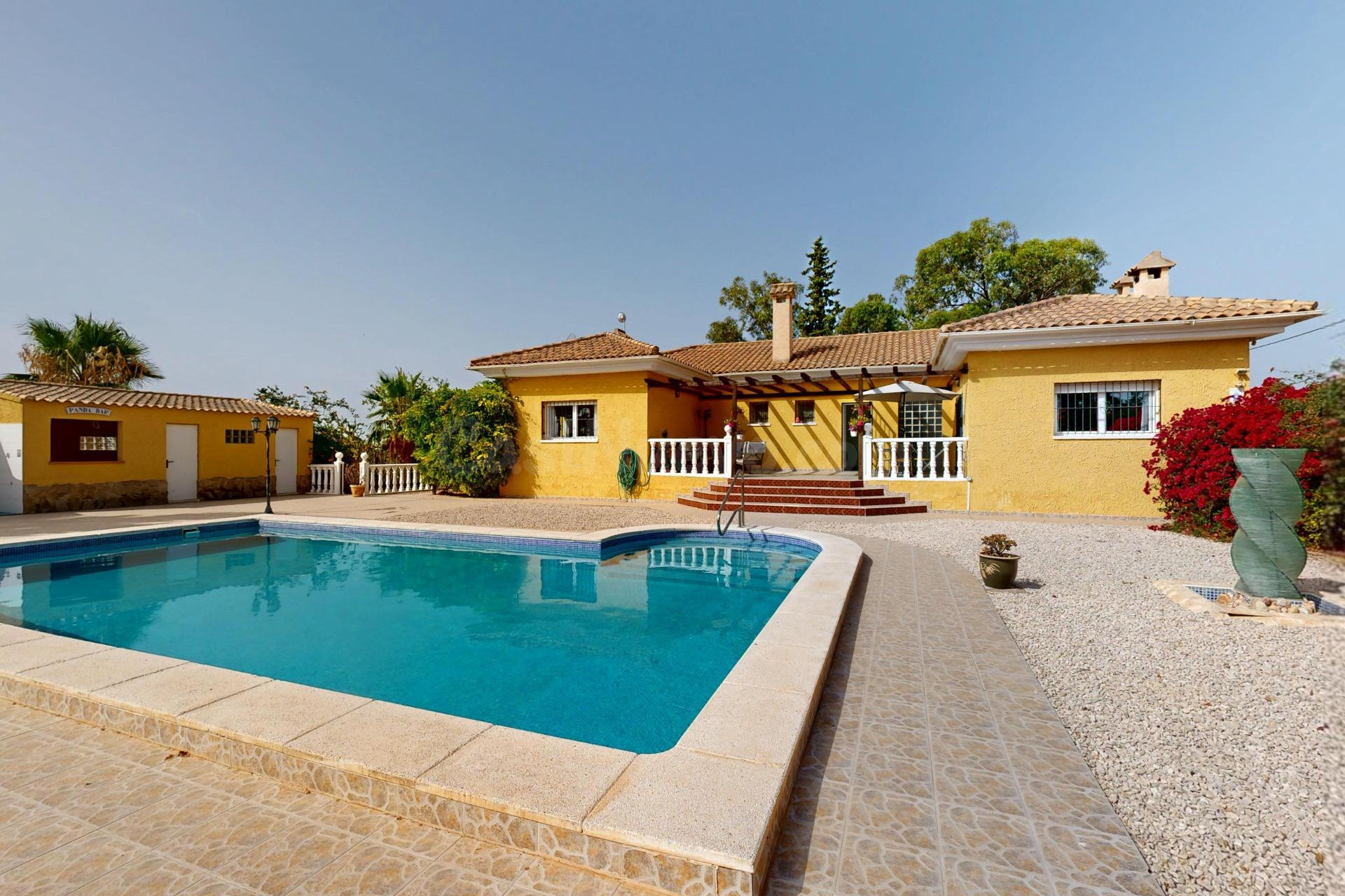 FINCA EXCLUSIVA de casi 8.000 m2 y 540 m2 construidos en Valle Sol (Gea y Truyols) - foto 2