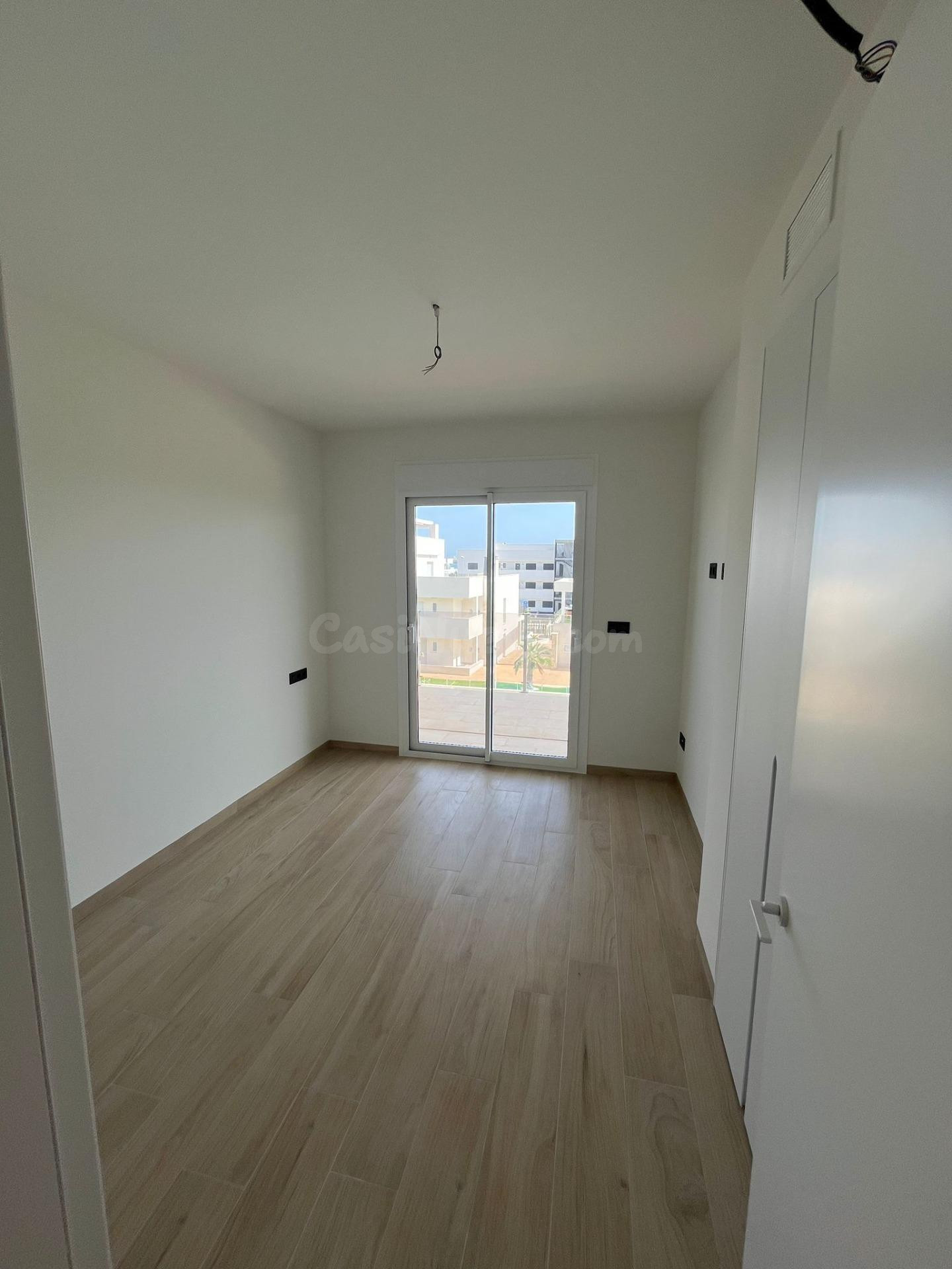 FANTASTICO PISO EN RESIDENCIAL DE OBRA NUEVA, EN URBANIZACIÓ - foto 4