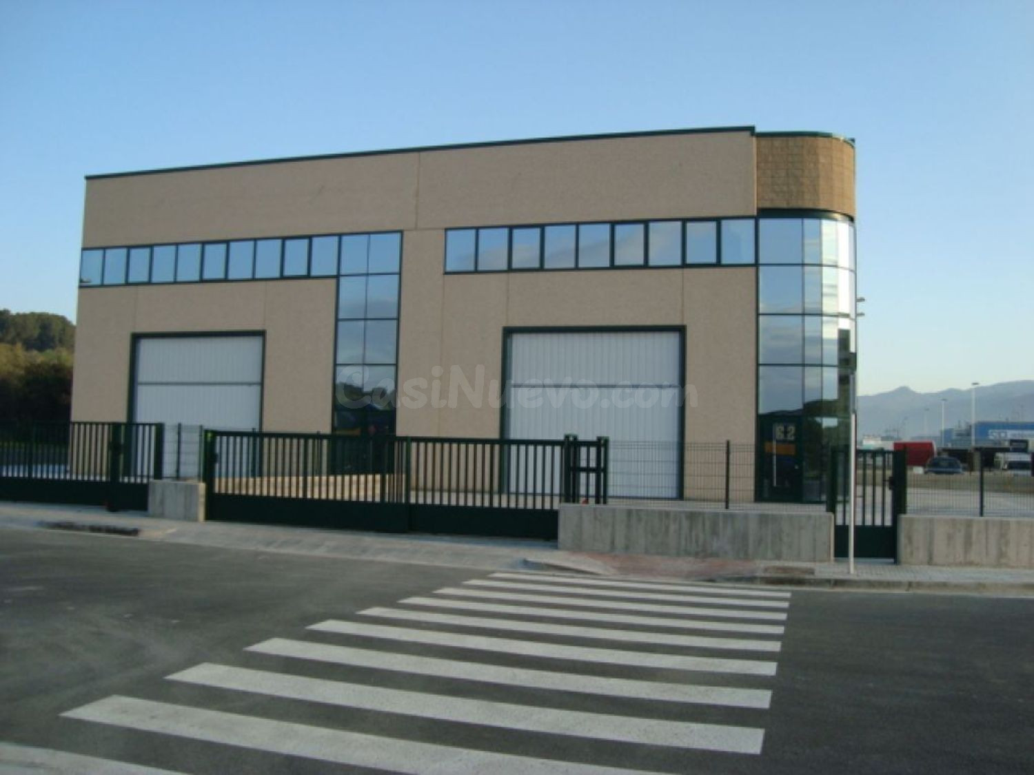 NAVE INDUSTRIAL EN ALQUILER — POLÍGONO PLA DE LLERONA, LES FRANQUESES DEL VALLÈS