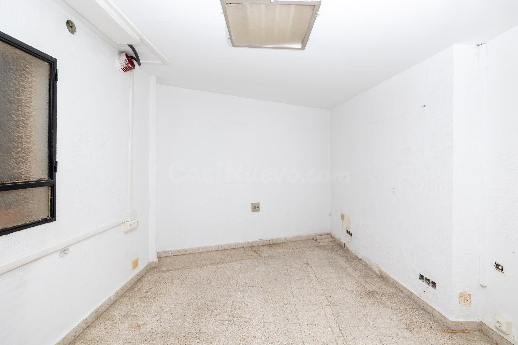 Piso 6 habitaciones 280m² en venta - Av. De Salobreña - foto 4