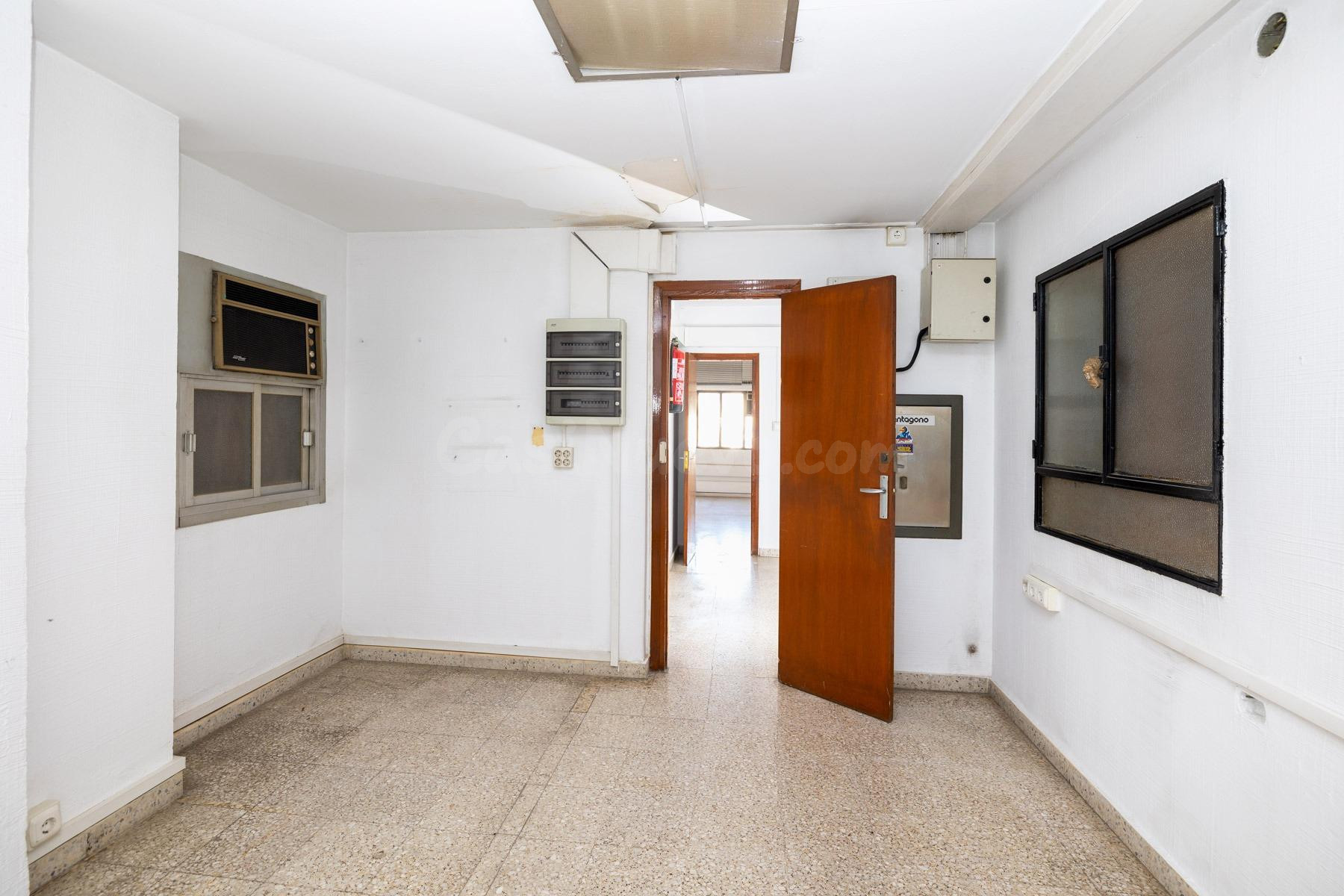 Piso 6 habitaciones 280m² en venta - Av. De Salobreña - foto 5