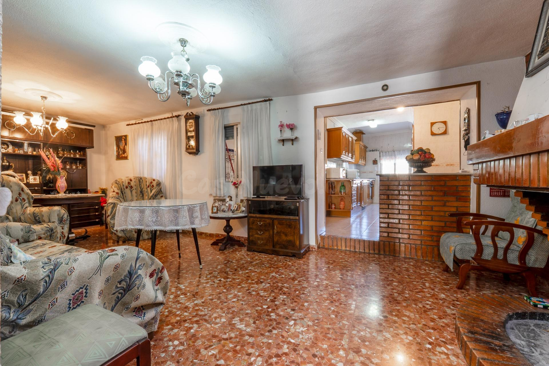 ¡Descubre tu nuevo hogar en benalúa de las villas! - foto 4