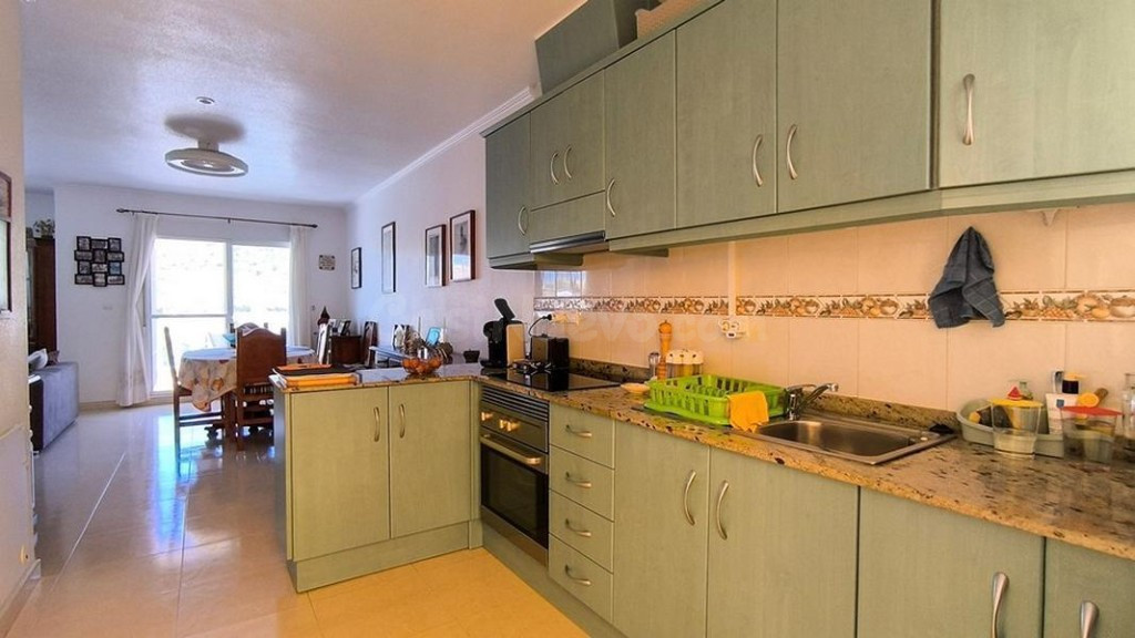 Venta de piso en Benijofar, de 75m2 con 2 dormitorios y 2 ba - foto 3