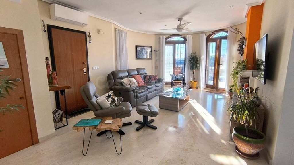 Venta de villa en Algorfa, de 122m2 con 3 dormitorios y 2 ba - foto 4