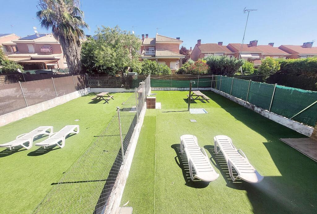 habitaciones PARA ESTUDIANTES EN ALQUILER EN VILLANUEVA DE LA CAÑADA