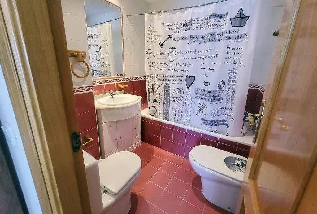 habitaciones PARA ESTUDIANTES EN ALQUILER EN VILLANUEVA DE L - foto 4