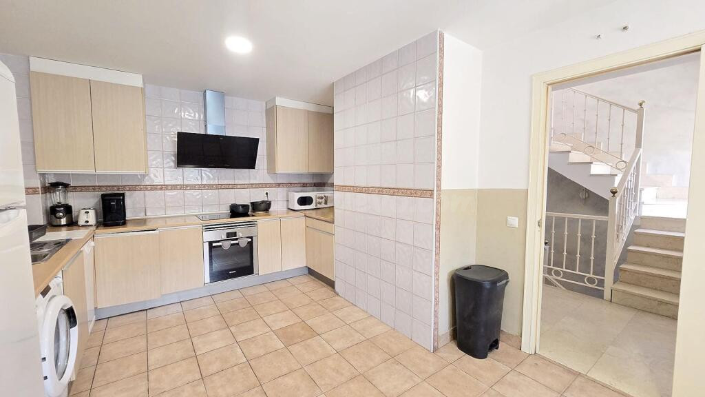 EN ALQUILER habitaciones CON TODOS LOS GASTOS INCLUIDOS EN V - foto 4