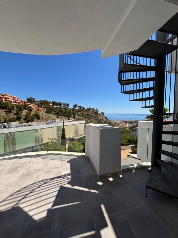 Ático en Venta en Rincon De La Victoria Málaga - foto 3