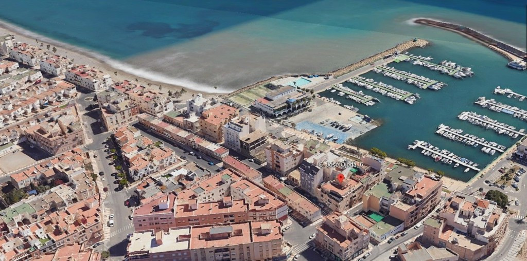 Piso en Venta en Roquetas De Mar Almería - foto 4